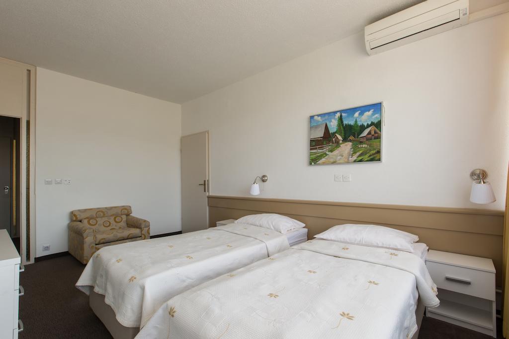 Hotel Krim เบลด ภายนอก รูปภาพ